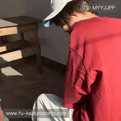 葛昀